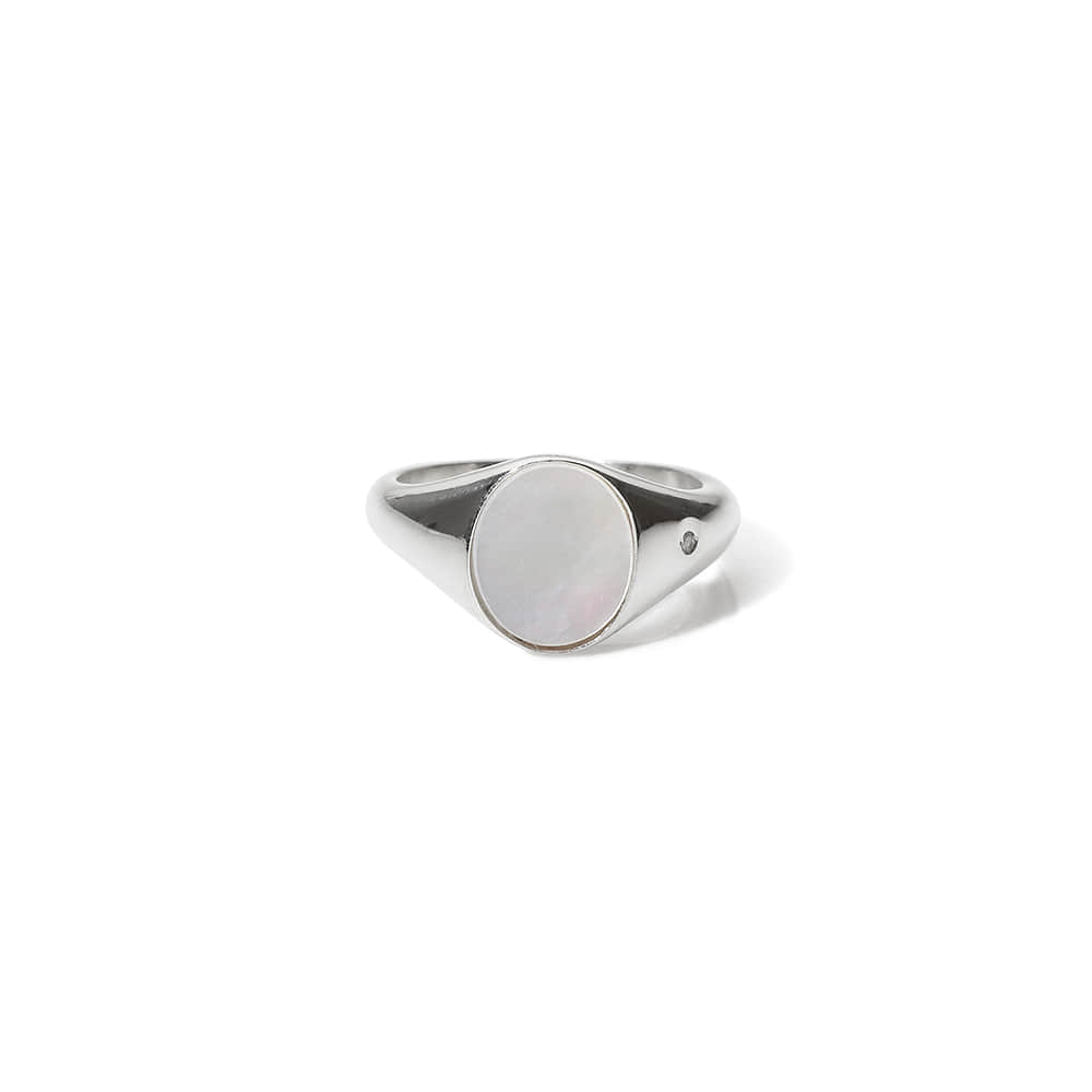 white nacre oval ring